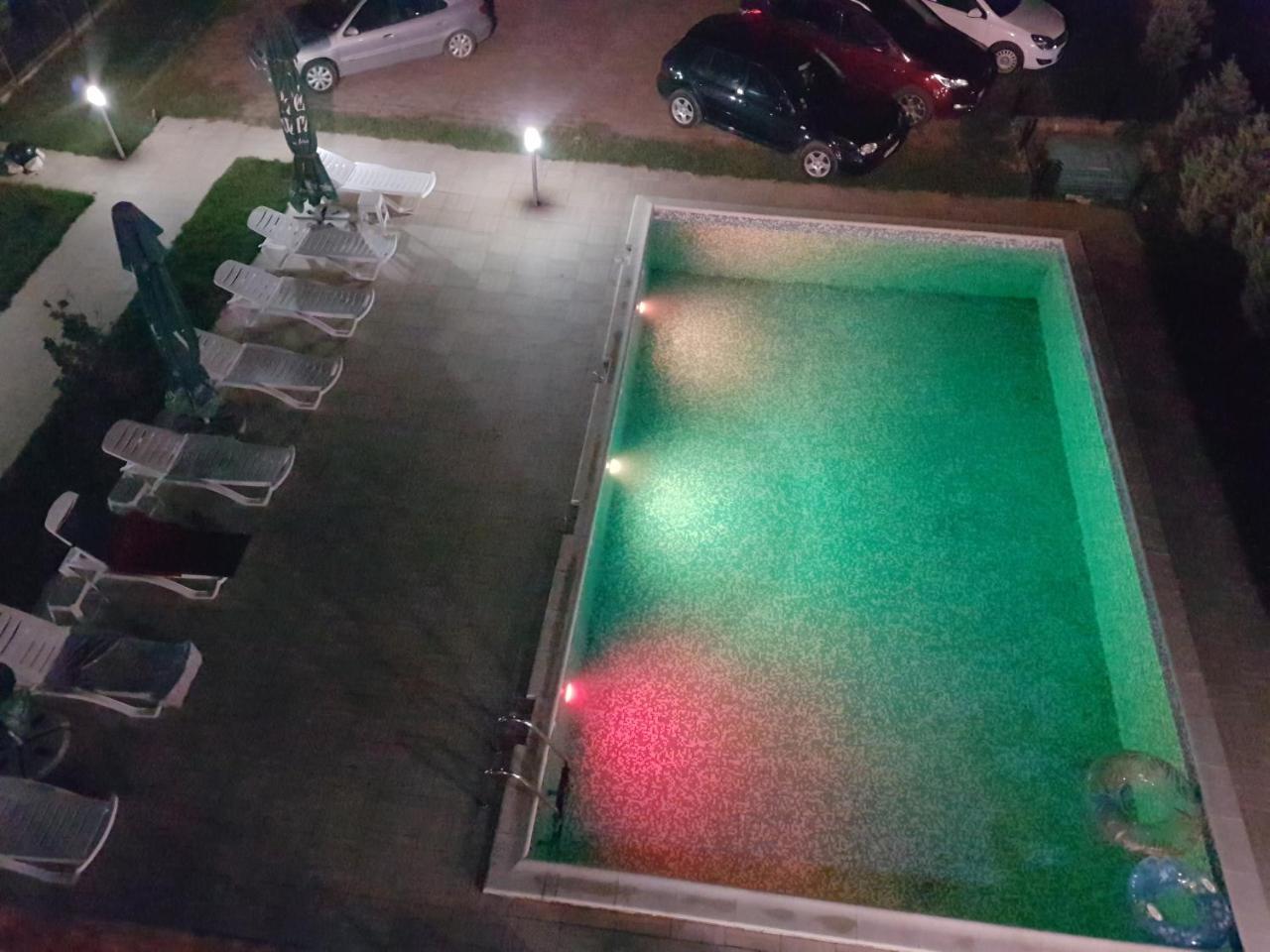 Sara Vama Veche Exterior foto
